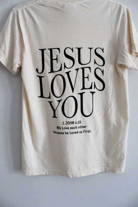 Jesus loves you T-shirt